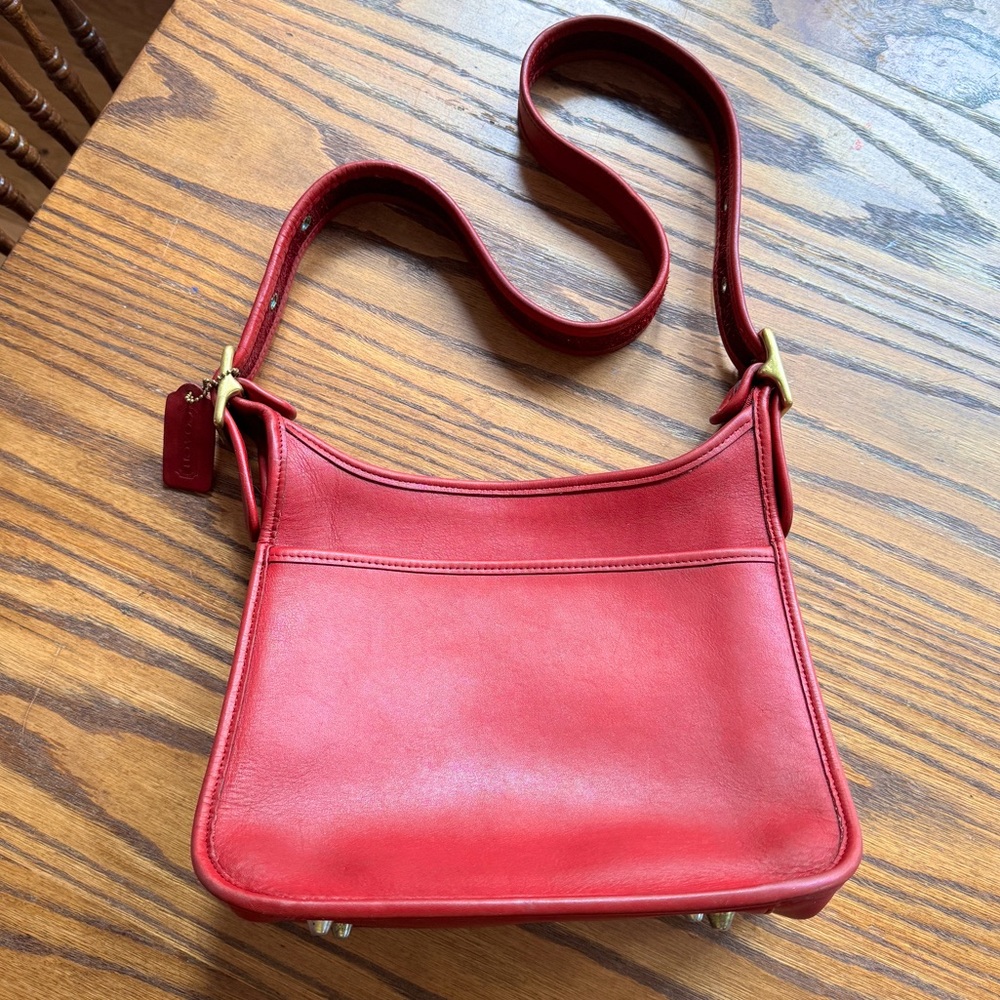 COACH Vintage 90s Legacy Zip Red/Brass - made in the US in 1997 #9966